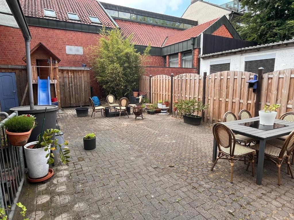 Hotel Wandsbek Хамбург Екстериор снимка