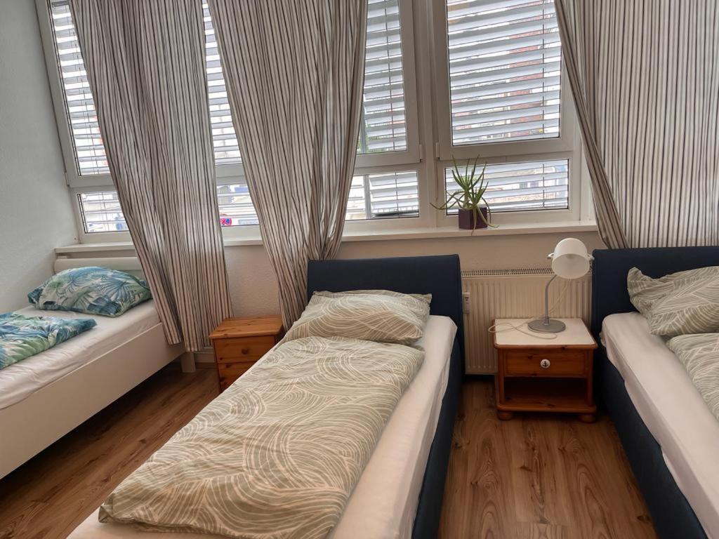 Hotel Wandsbek Хамбург Екстериор снимка