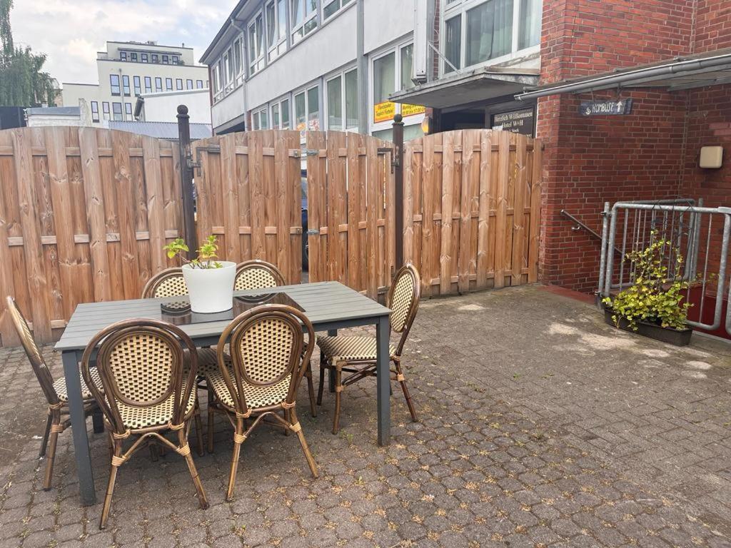 Hotel Wandsbek Хамбург Екстериор снимка
