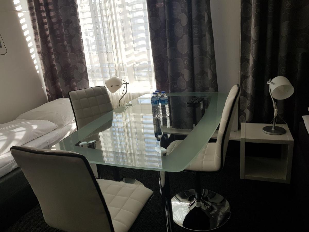 Hotel Wandsbek Хамбург Екстериор снимка