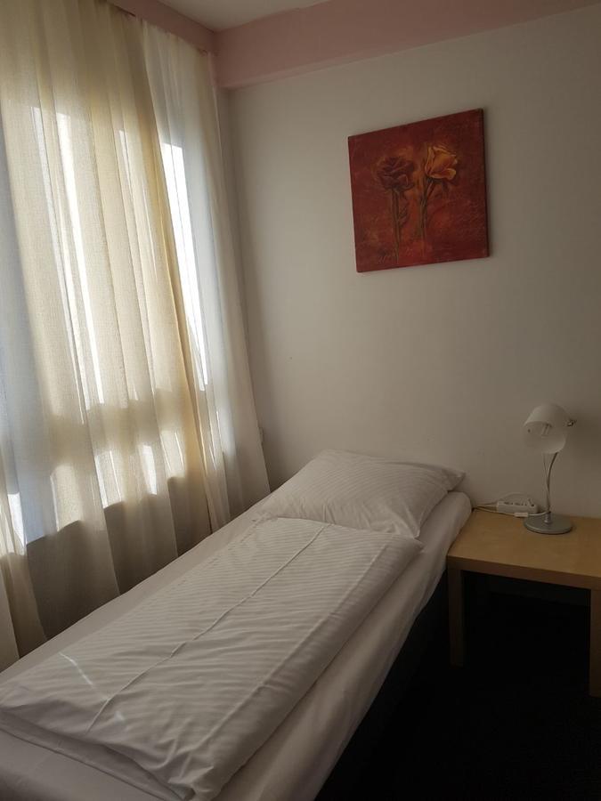 Hotel Wandsbek Хамбург Екстериор снимка