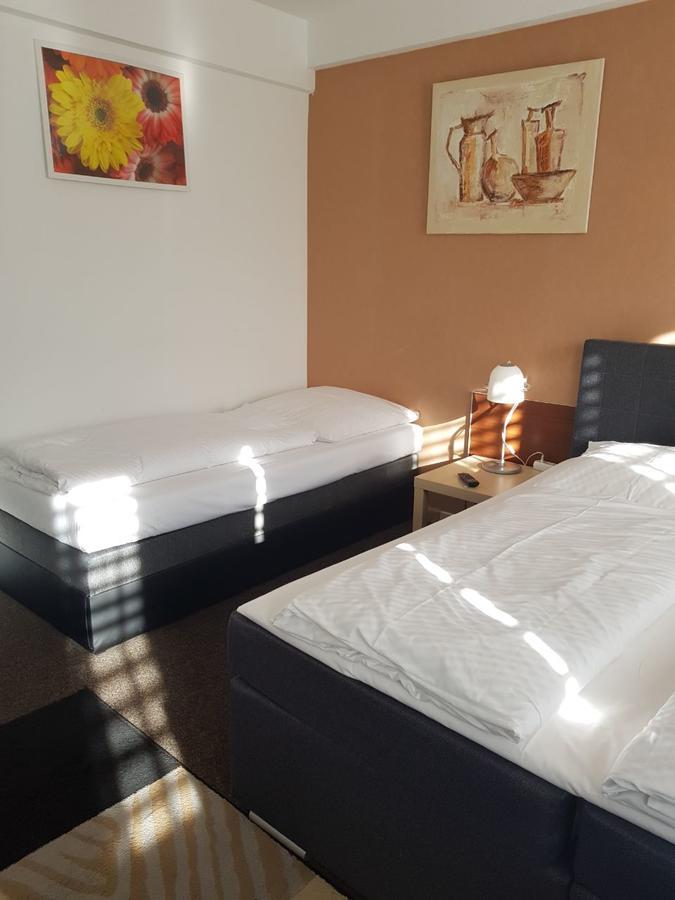 Hotel Wandsbek Хамбург Екстериор снимка